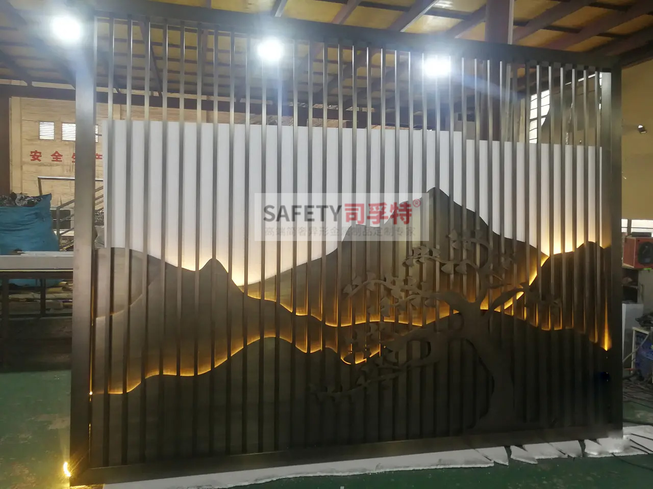 金屬山水屏風(fēng)隔斷：新中式古典風(fēng)，精致優(yōu)雅，輕奢舒適(圖3)